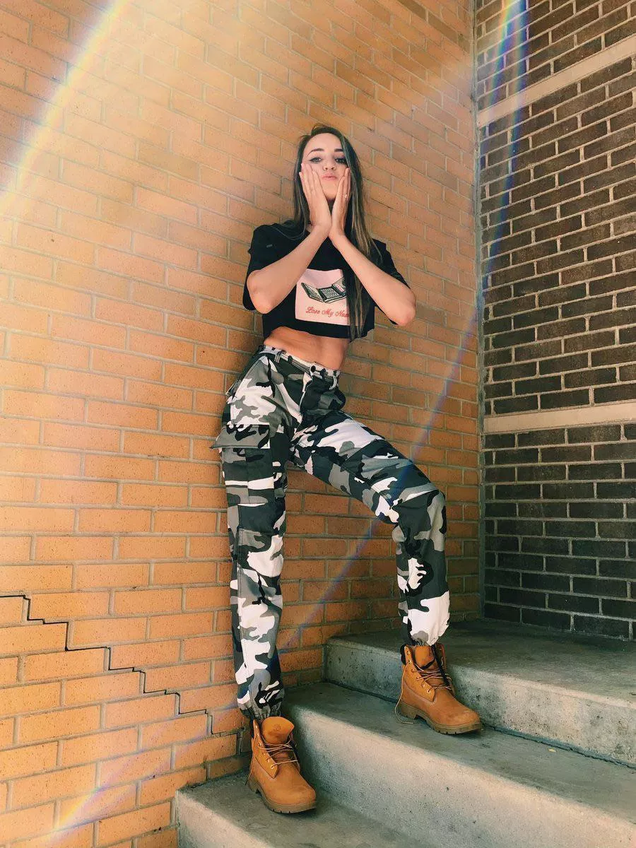 Can anyone help me cum trib Gibi? DM me if you can