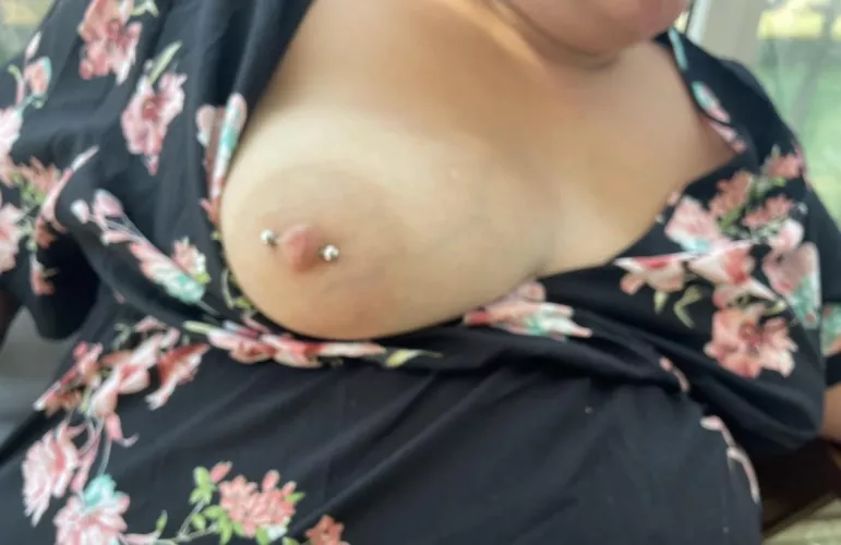 Couldn’t get the focus. Do you like a nip bar ?