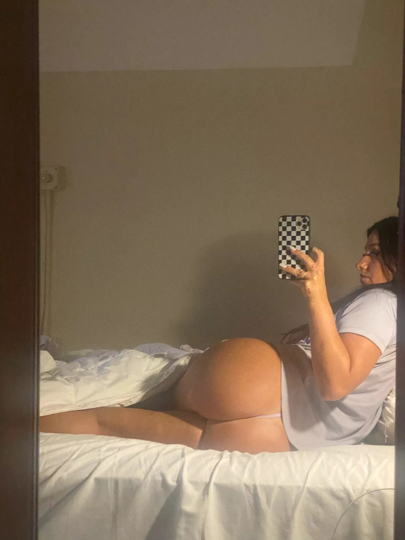 I believe somebody asked for a booty selfie