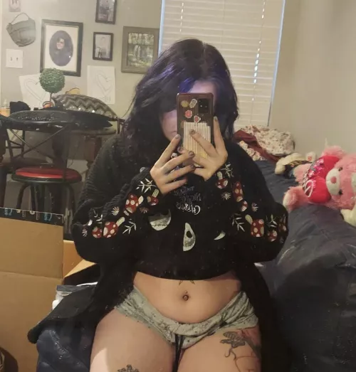 I heard you want me to crush you with my thighs is that right?