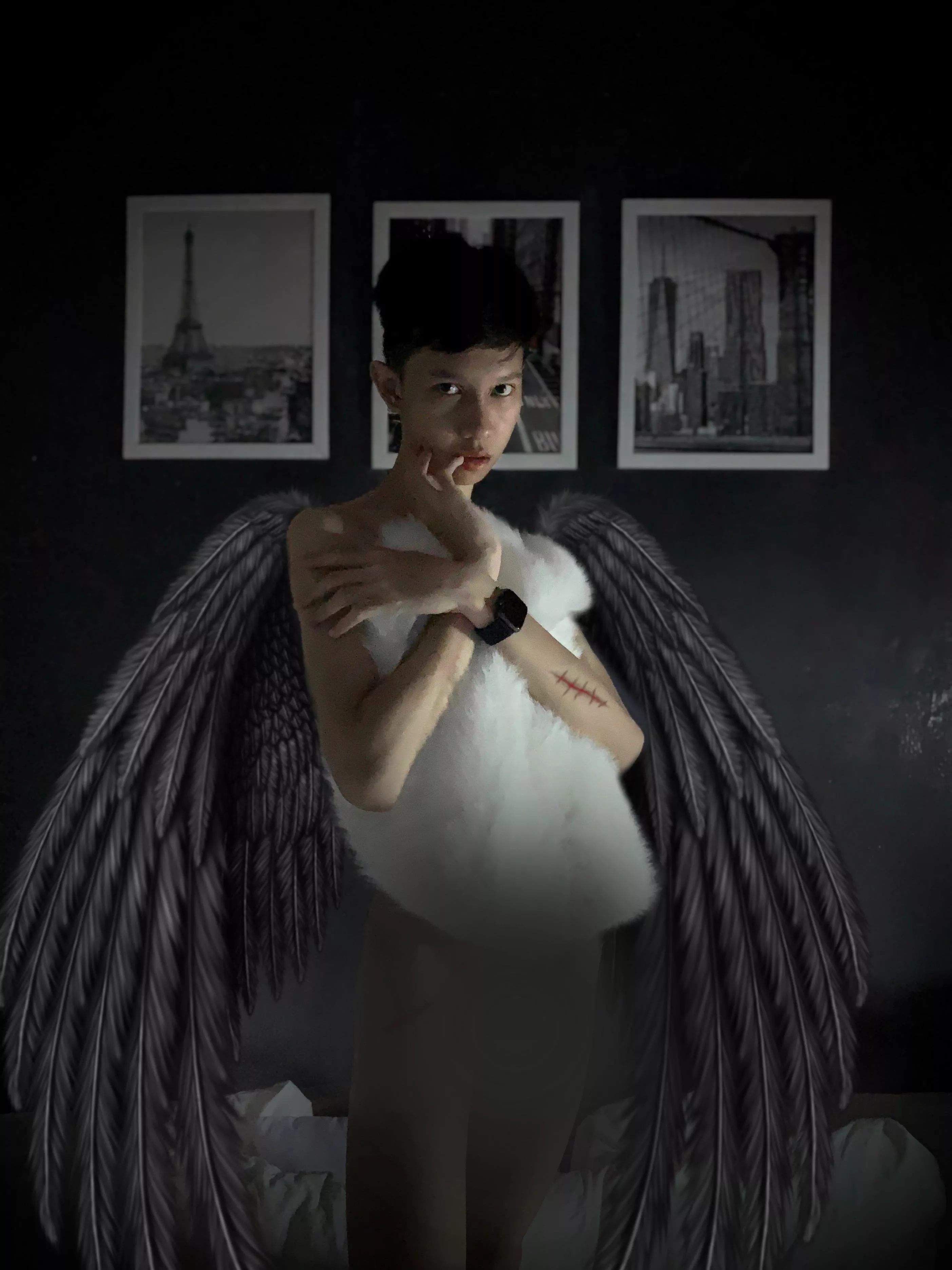 I'd be a twink vampire for the entire spooky season 🎃