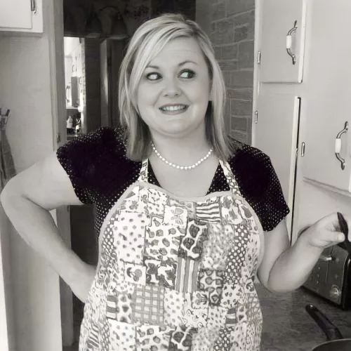 I'm the type that will cook you dinner then suck your dick 🤪