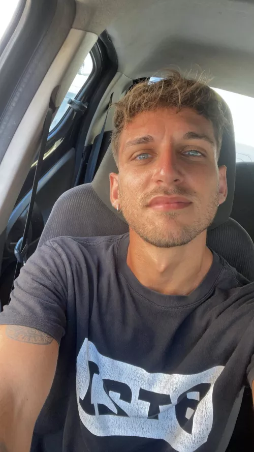 is your favorite color blue? 👀