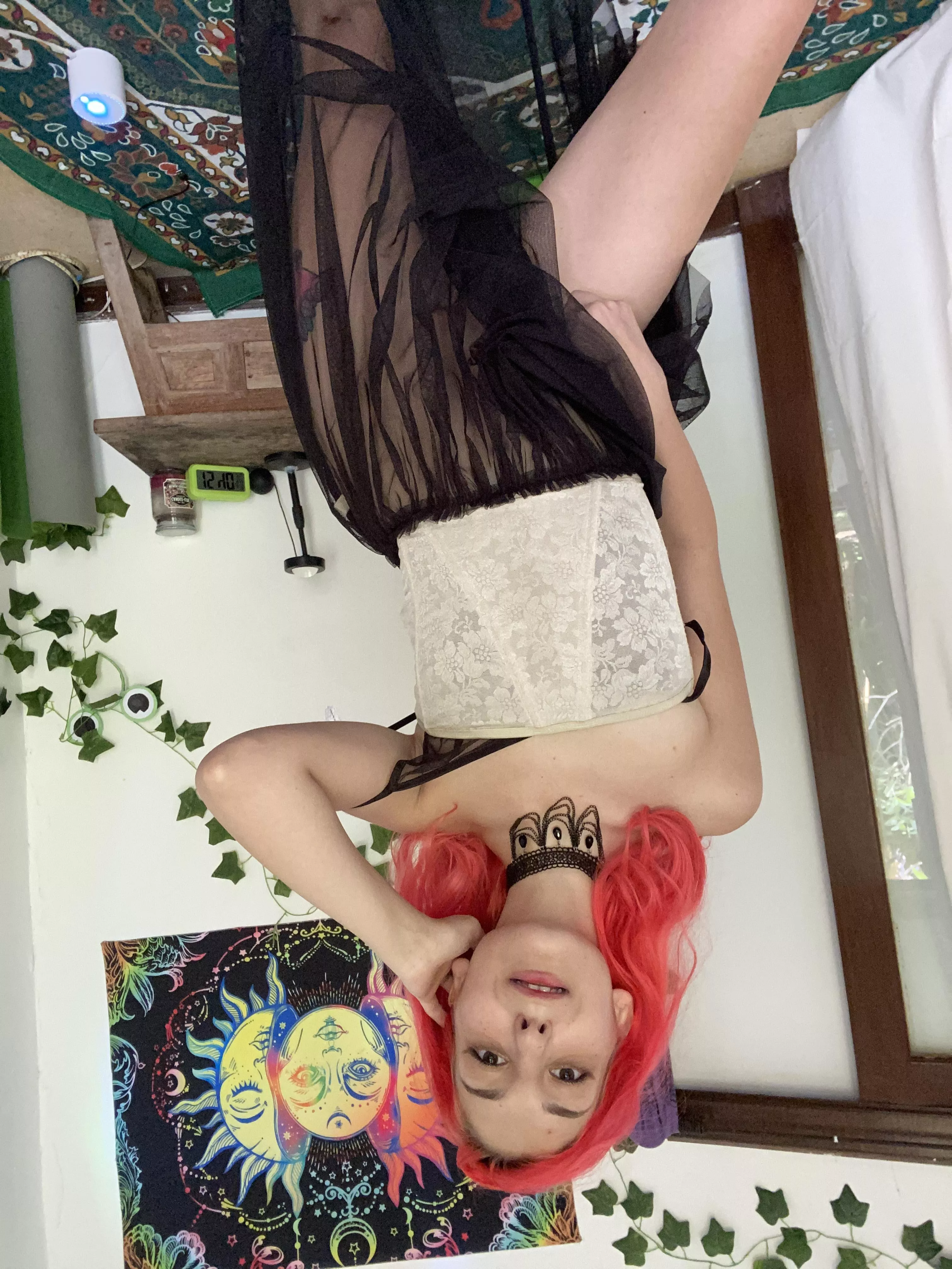 I wanna feel your hard tool deeply inside and don't pull out till morning..