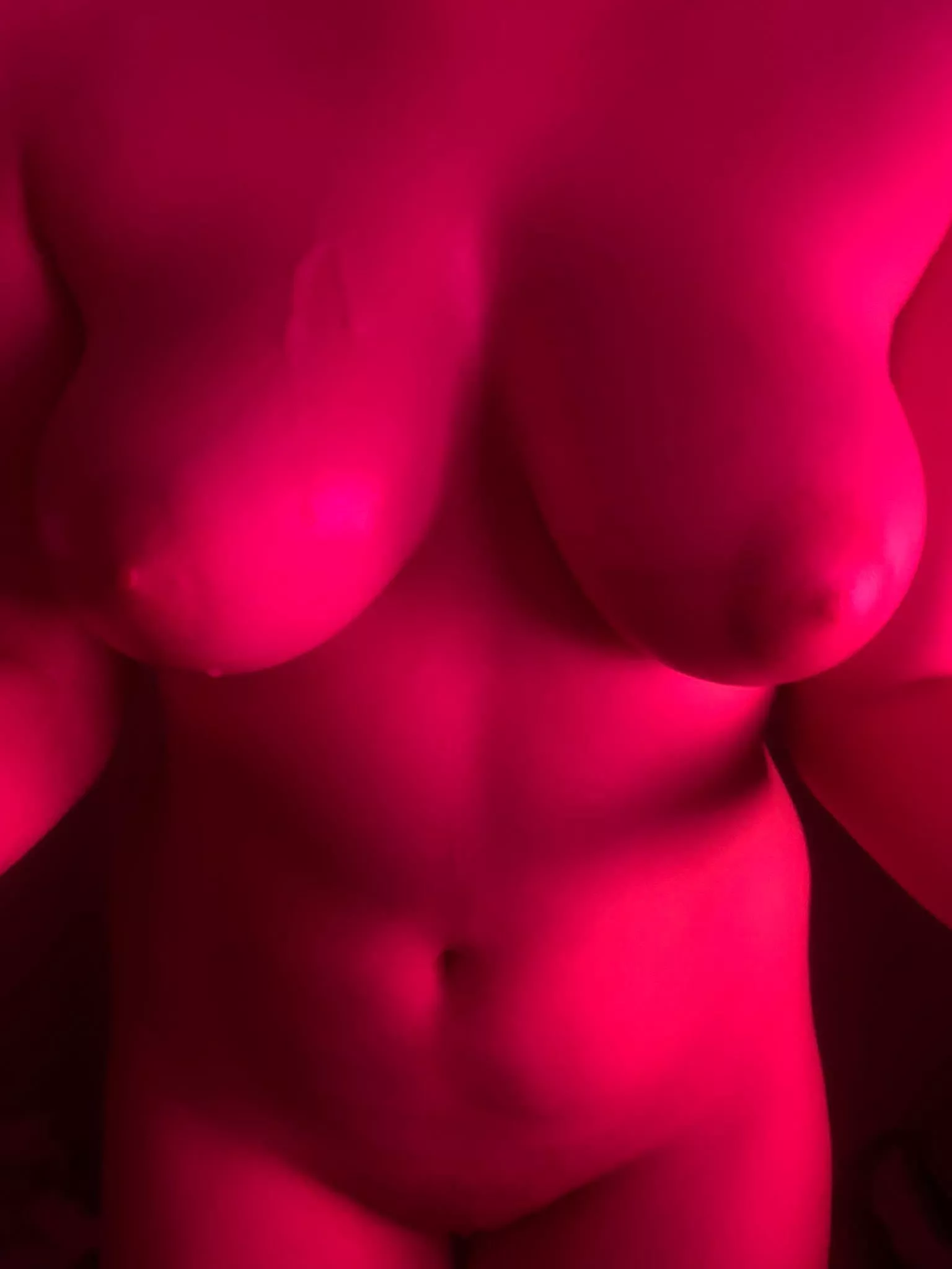 It made me so horny to see him cum and feel his load on my tits !!!! It was really worth the work!!!