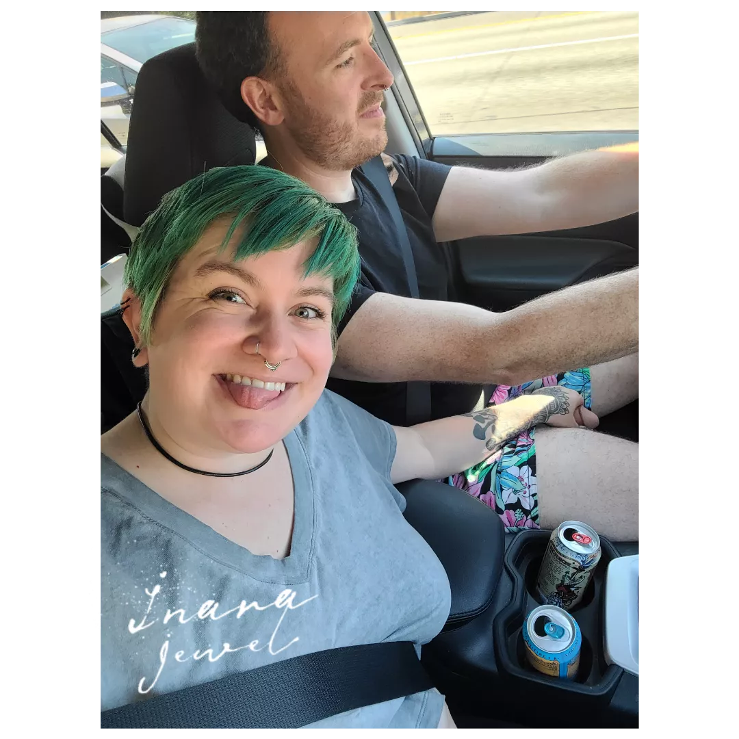 just driving down the freeway... living they're best life...I think 😇