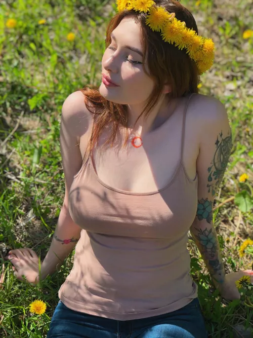 let’s spend the evening fucking and watching game of thrones 😋