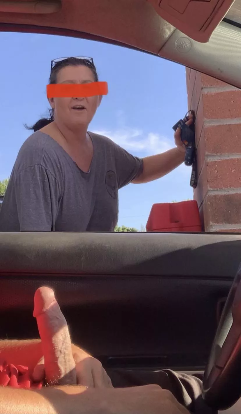 Milf shocked by my bwc at the gas station 😍