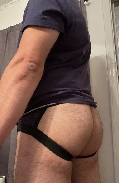 Y’all like my jock?