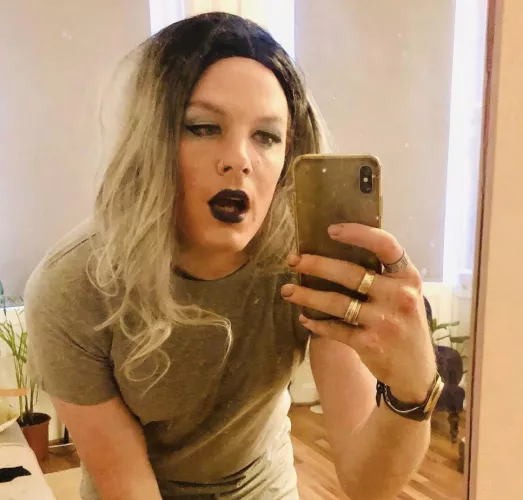 Guess my dick size…. Get it right you might win a prize lol I’m genuinely interested to hear what u think it is looking at me lol