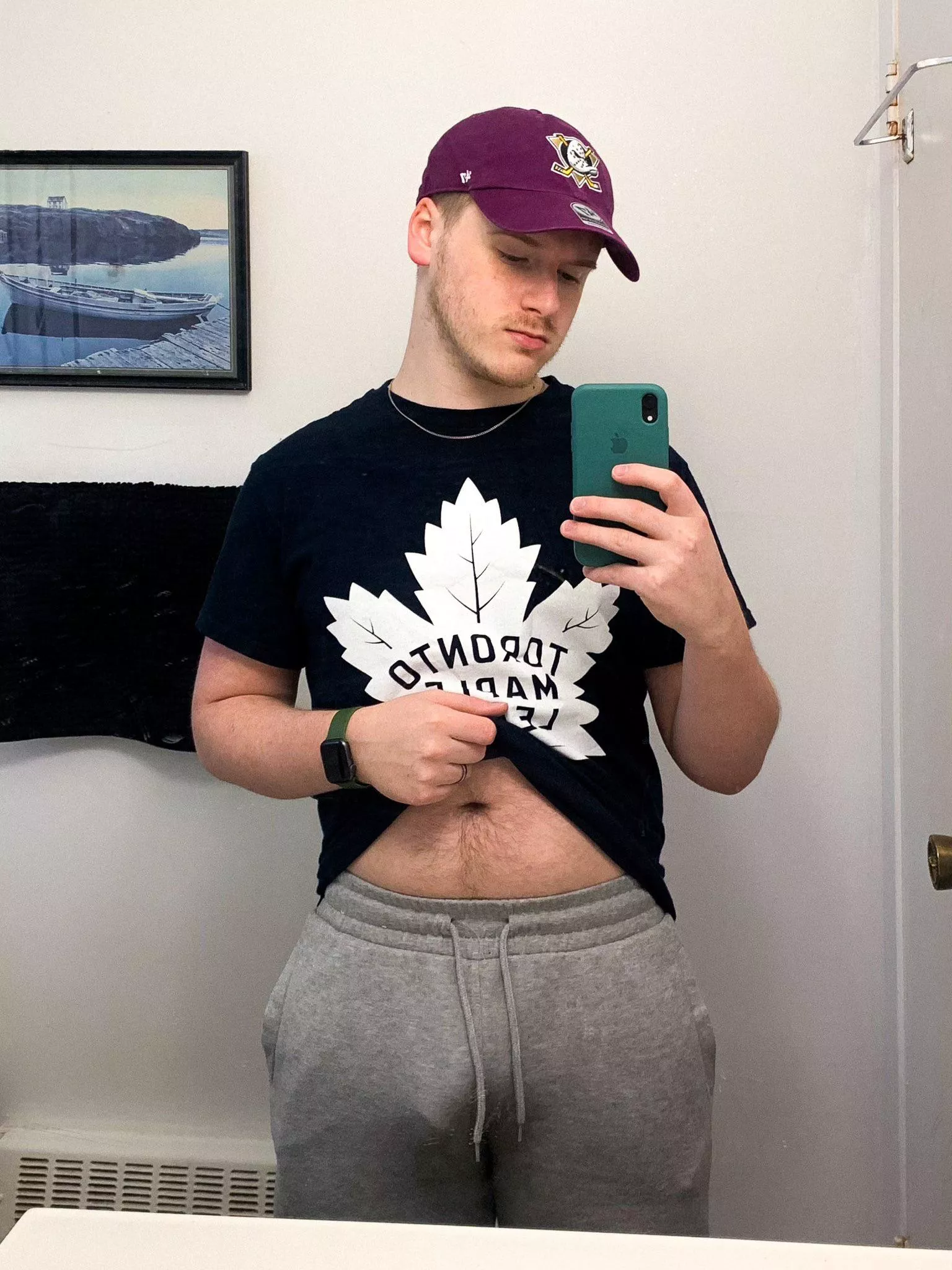 Happy grey sweatpants season, wanna see what’s inside?