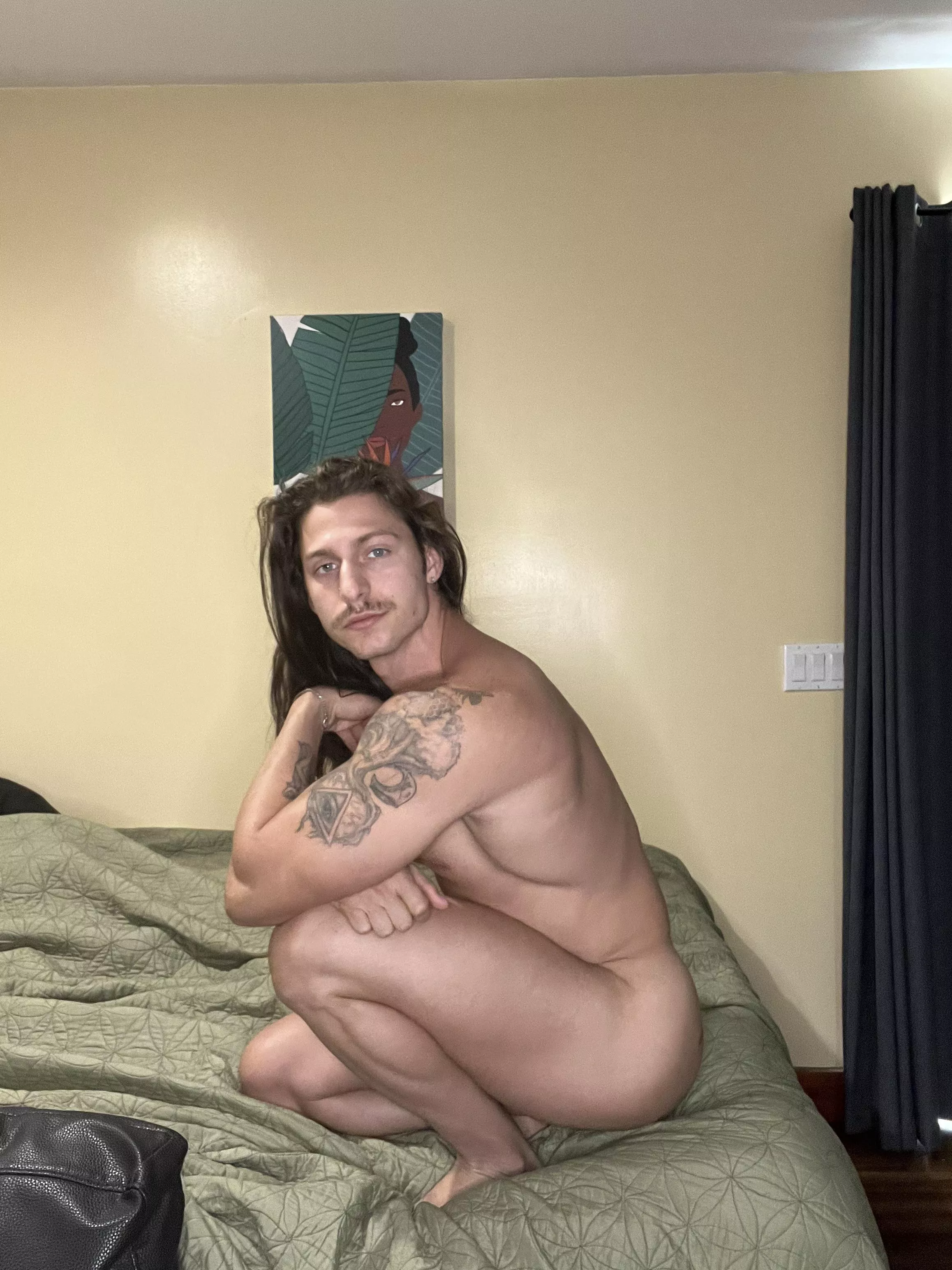 I know this isn't explicit enough but I liked the pic😋