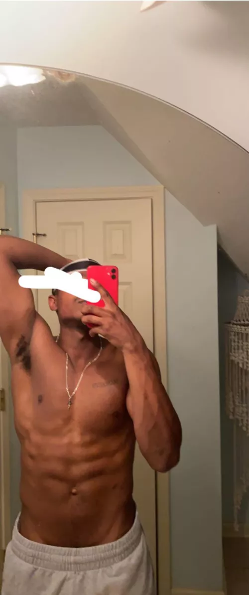 [m] now that its cold out.. goodbye to cutting and welcome to bulk szn 🔜