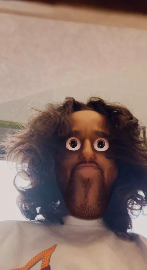 Moist critical look alike (a bit sexier though.) 😫