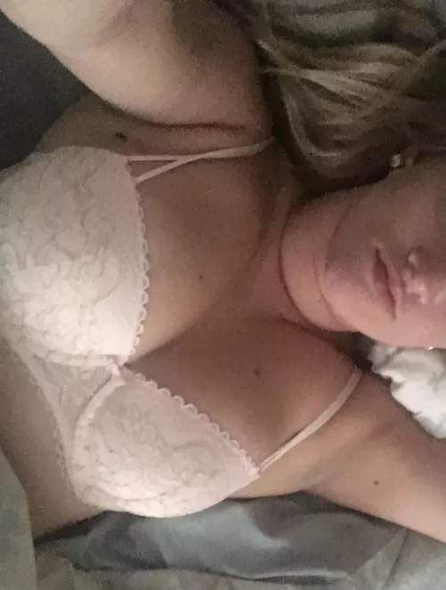 My husband would leave me if he knew I was on here! So I better get some good ratings.