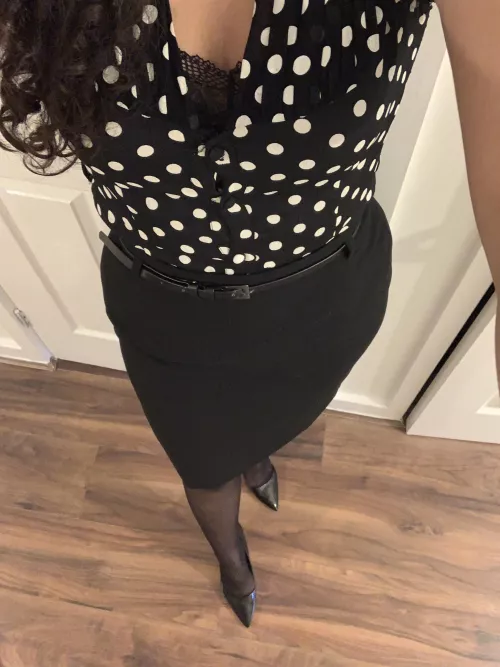 Office trouble: what kind of nylons do you think I am wearing under my pencil skirt? 😉