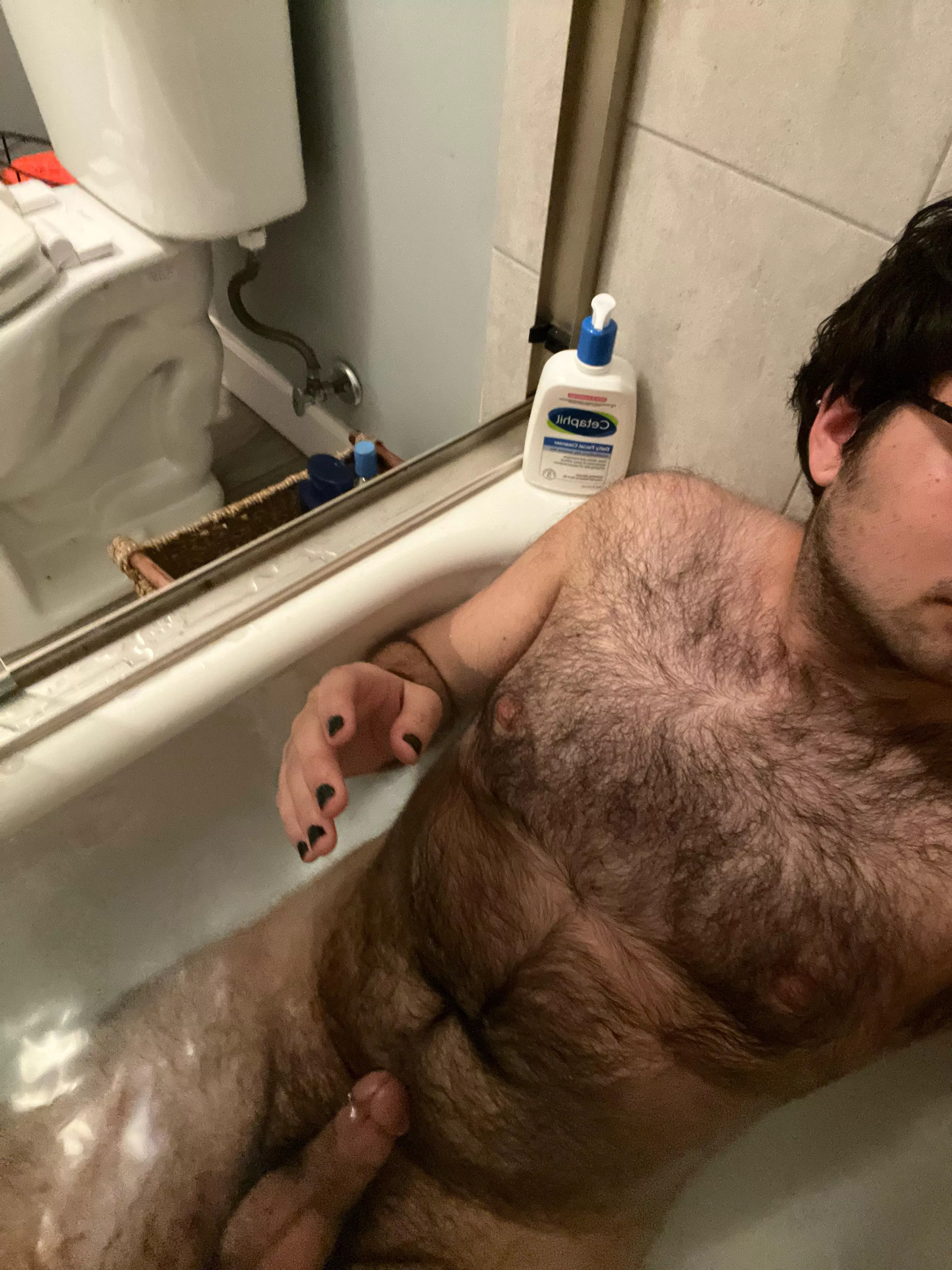 Am I hairy enough?