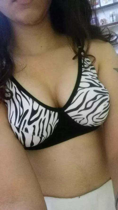 desi tits