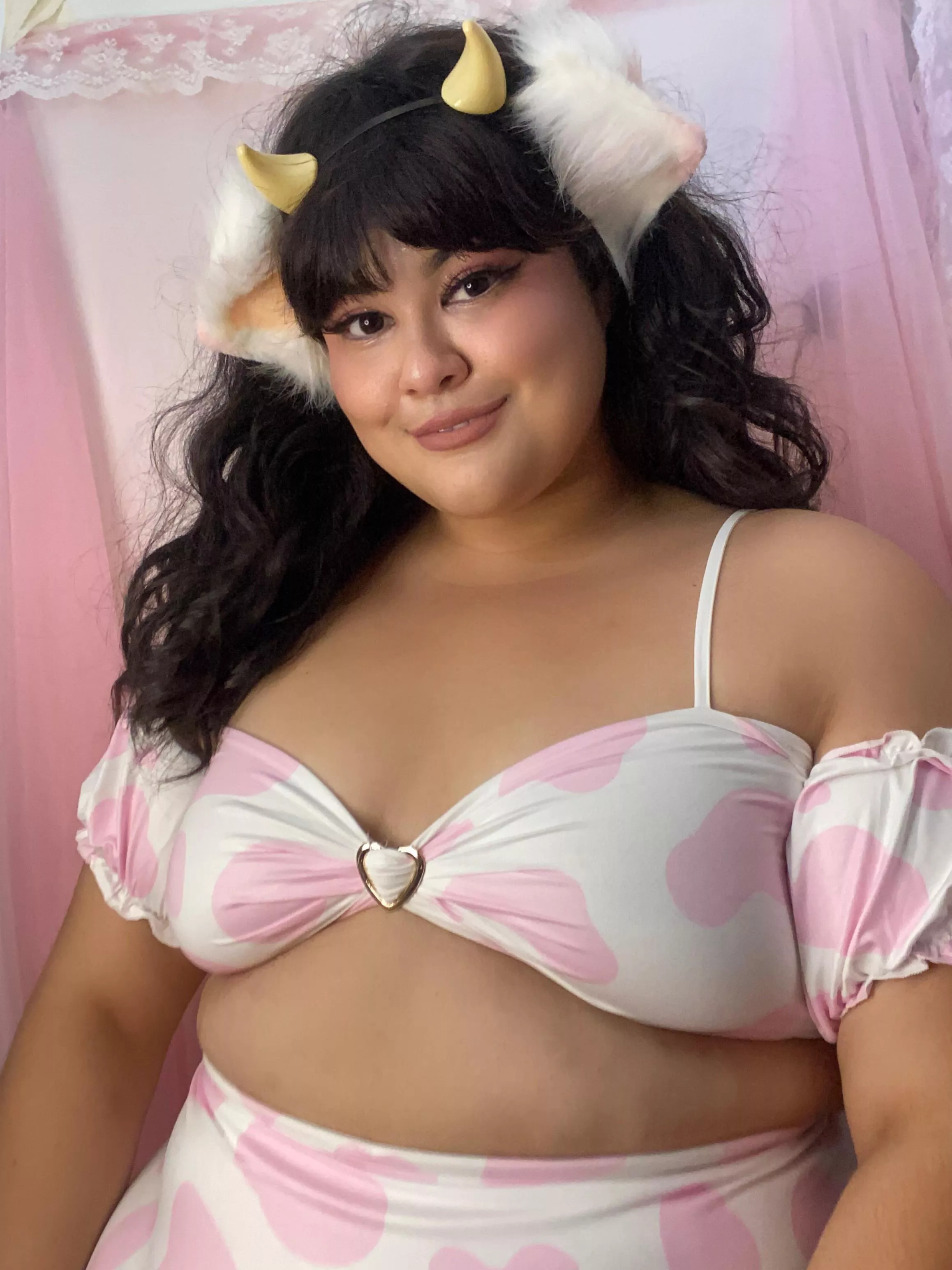 Does your farm need a a young, ripe breeding cow? The check out this prime livestock! 🐮