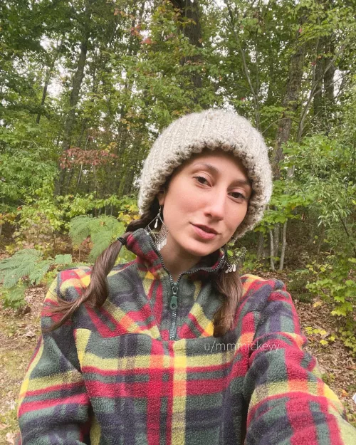 i am ready to show off my cute fall outfits for y’all. 🍁🧌