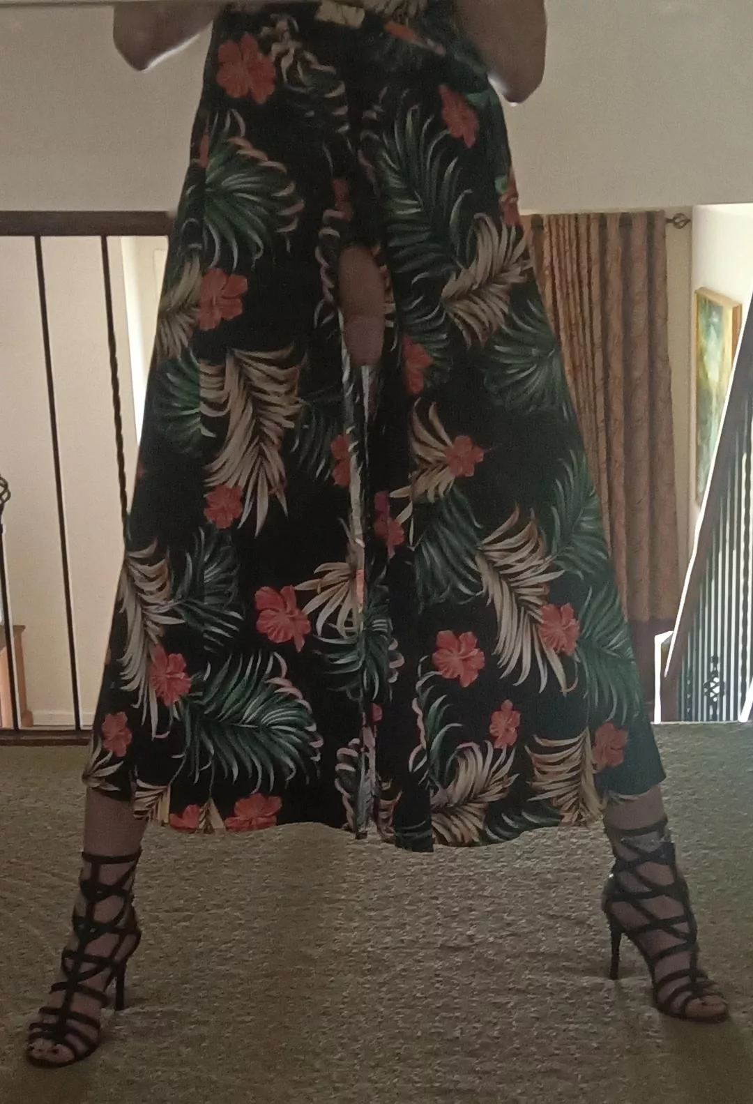 looking at myself in the mirror makes me hard