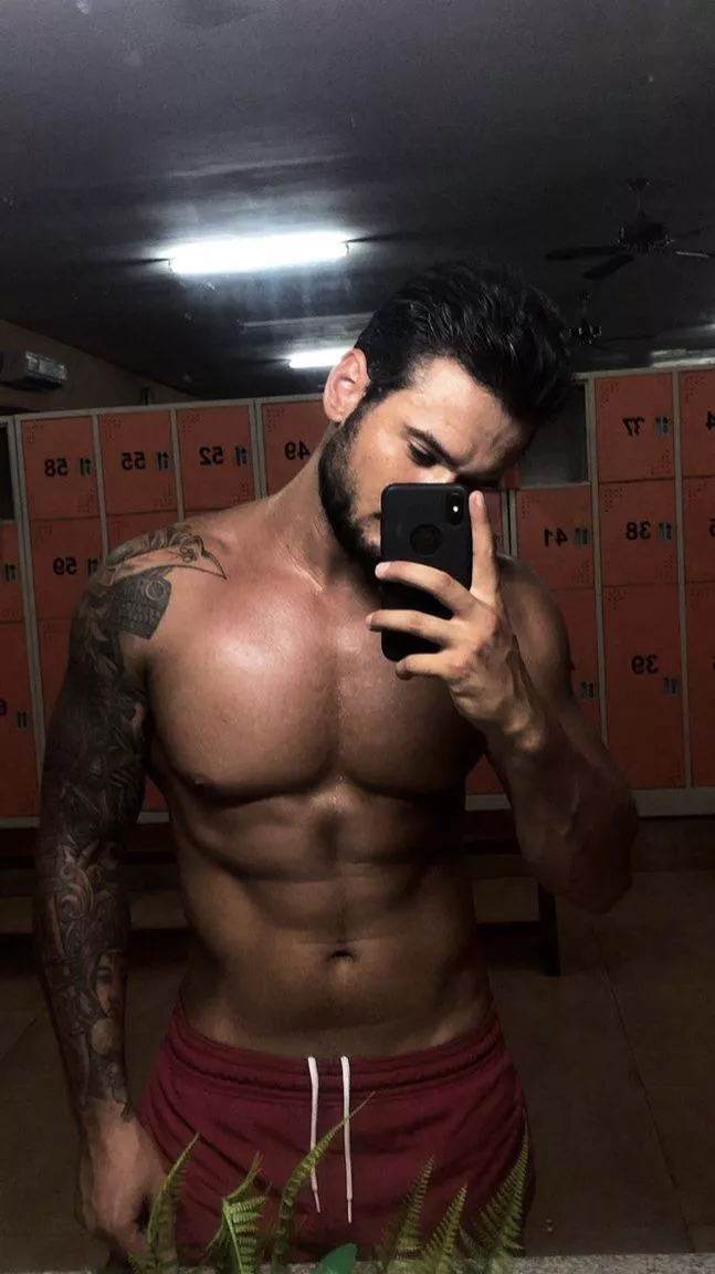 Morning workout 💦 (26) (M)