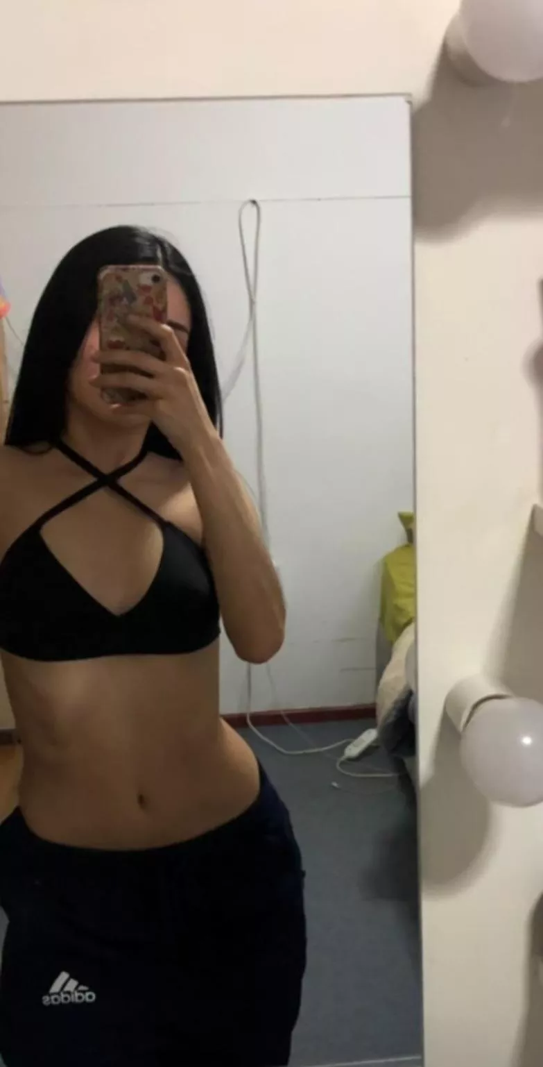 Papi pull him out I wanna suck him 😇