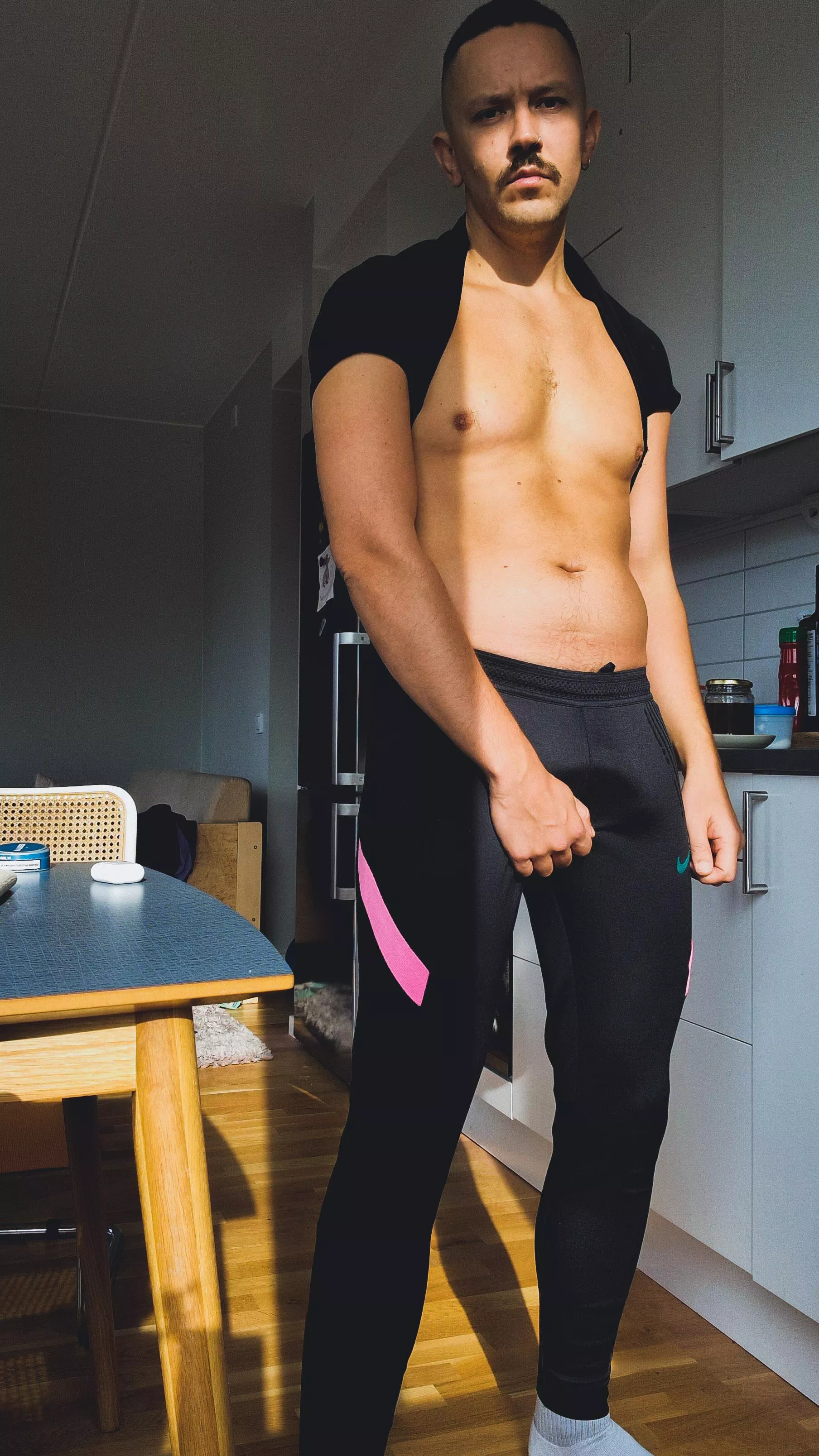 who likes bulges in tights? [33]