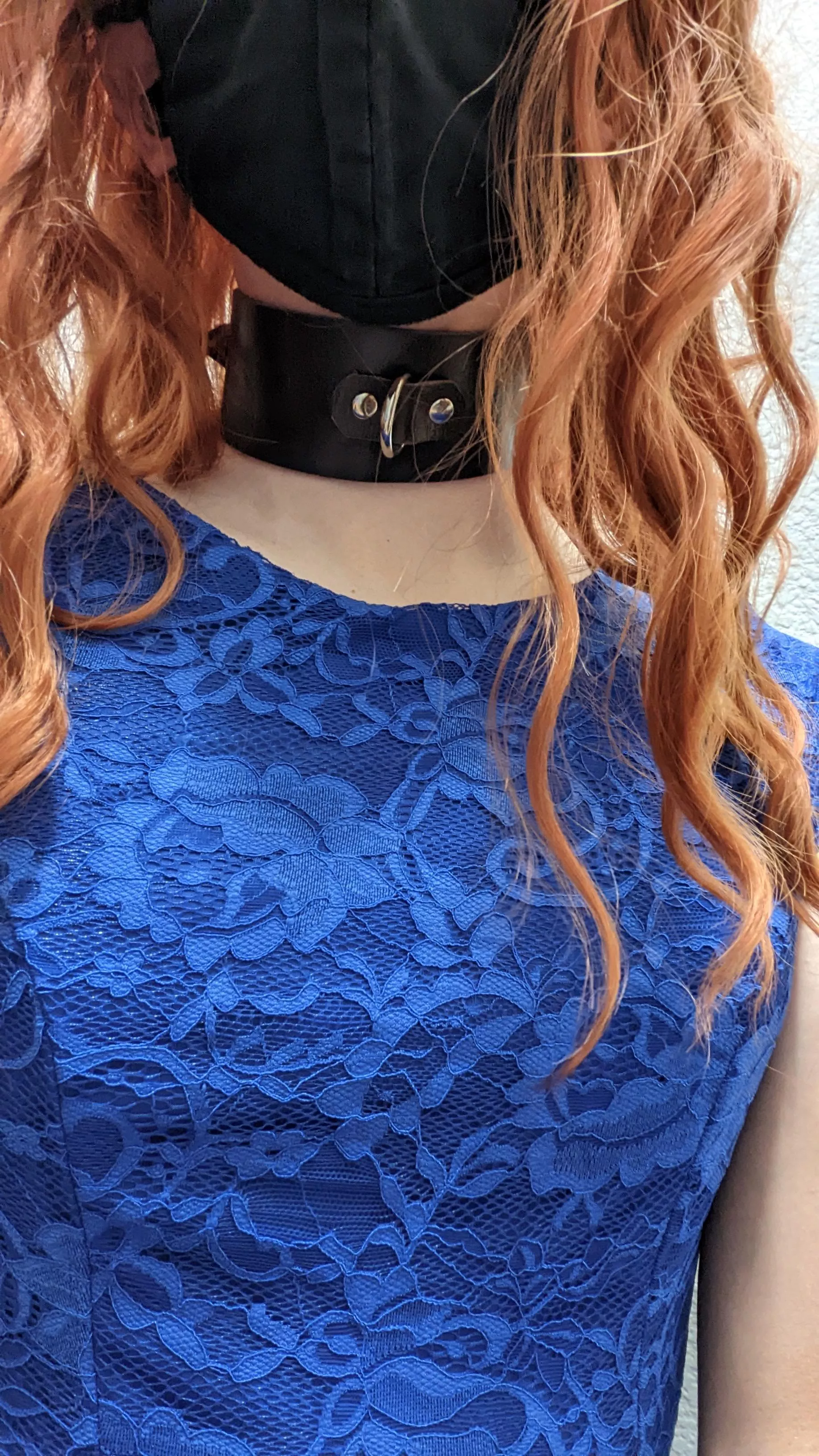 (24gf) I don't have anyone to give me a collar, so I made my own