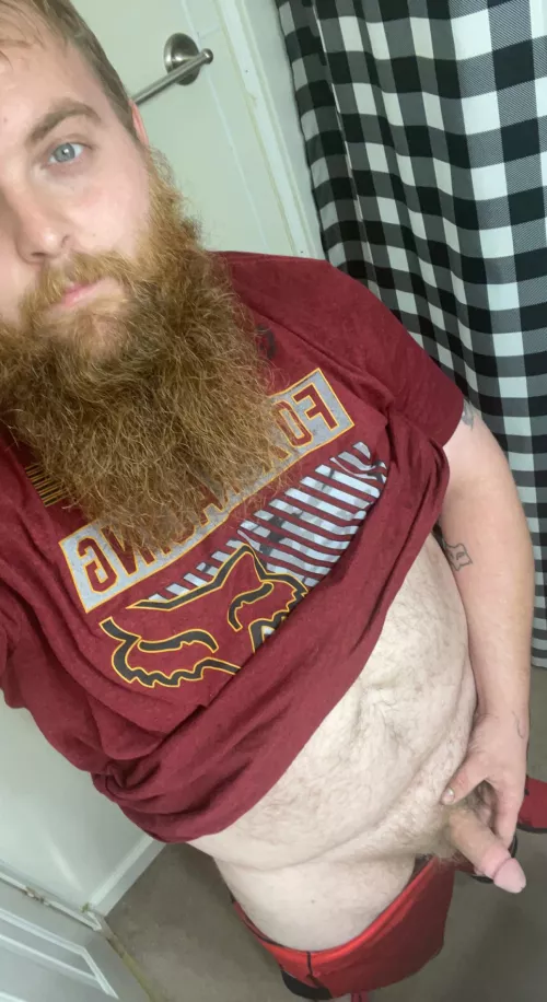 (25) Kinda feeling self conscious about my size. Anyone like?