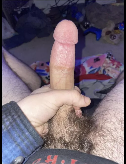 [26] bro my cock is so hard! You should show me yours 😜messages open😈
