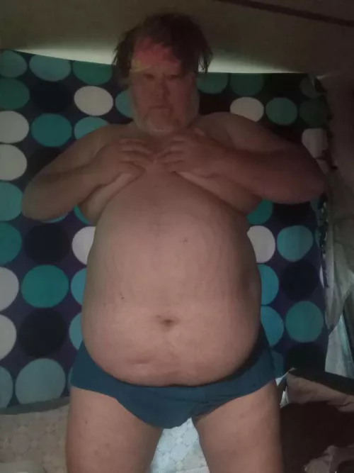 44 vocal guy loves being wayched. horny wake and bake here