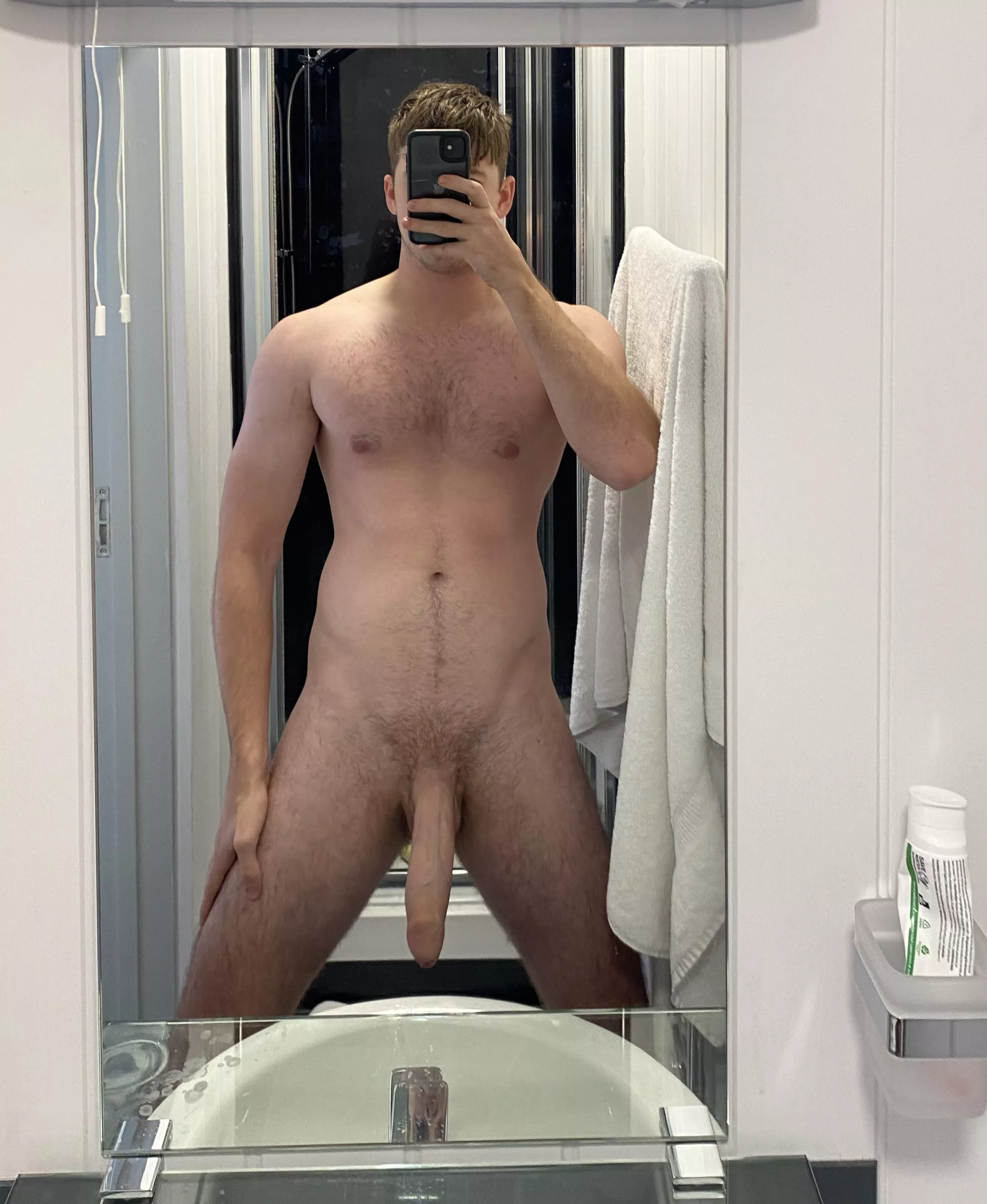 A rare picture of the 3 legged male in the wild