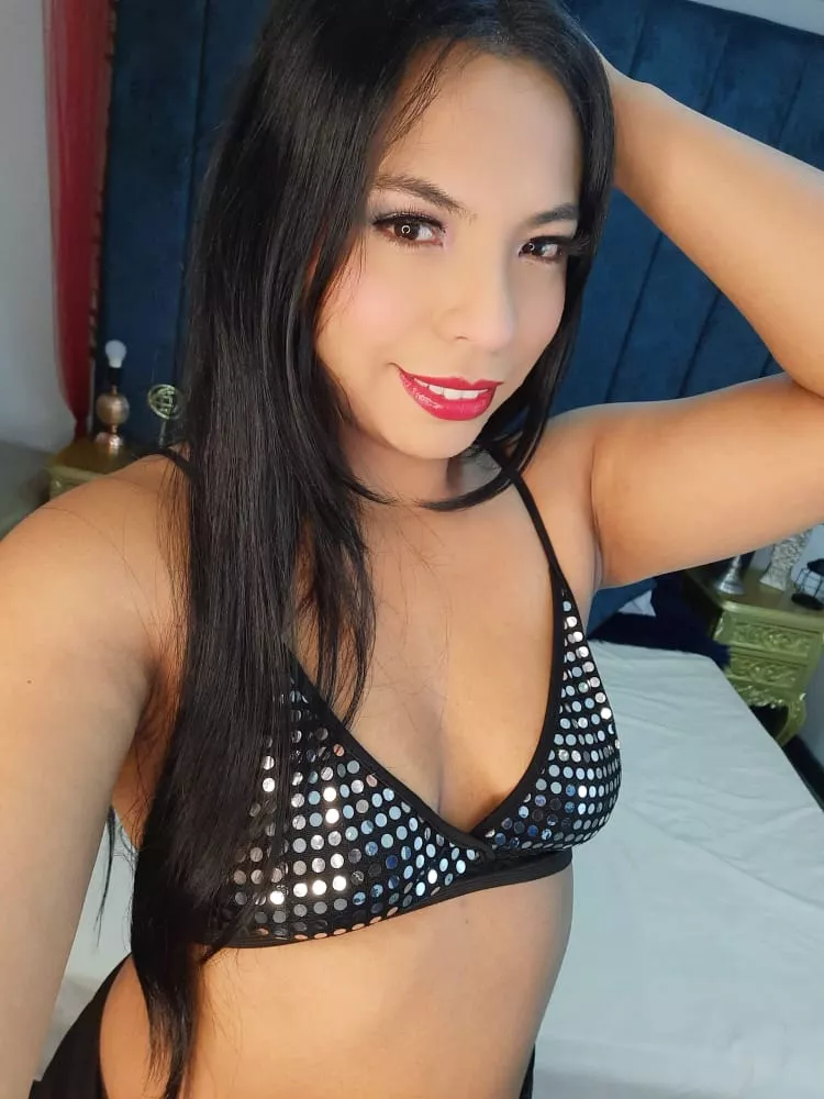 I want to play with you!! Dont miss it!! free profile and NO PPV ☺️ Link in comments ⬇️⬇️