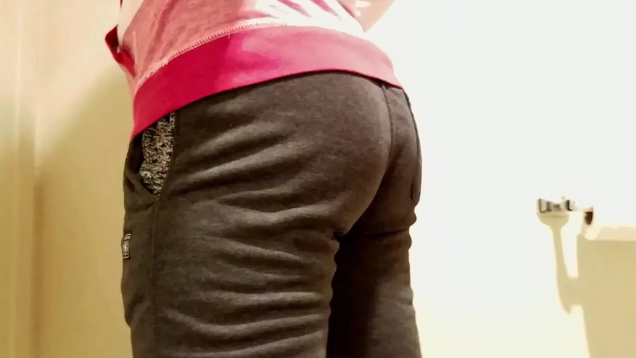 Love farting guys hmu