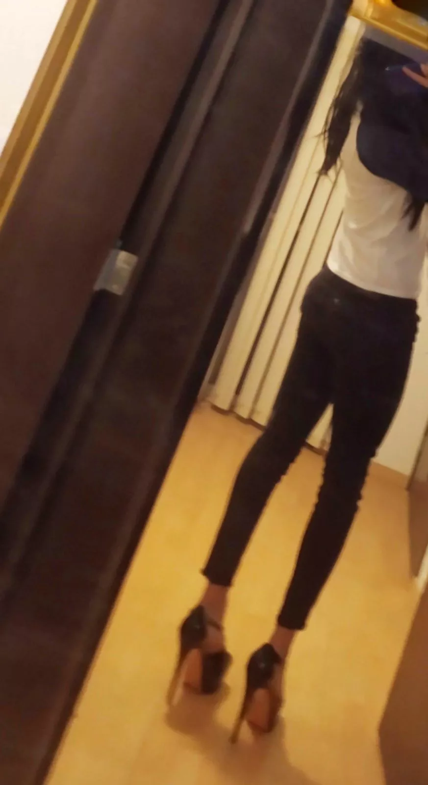 Night pic of this cute pair I was wearing 😍😍 (oc)