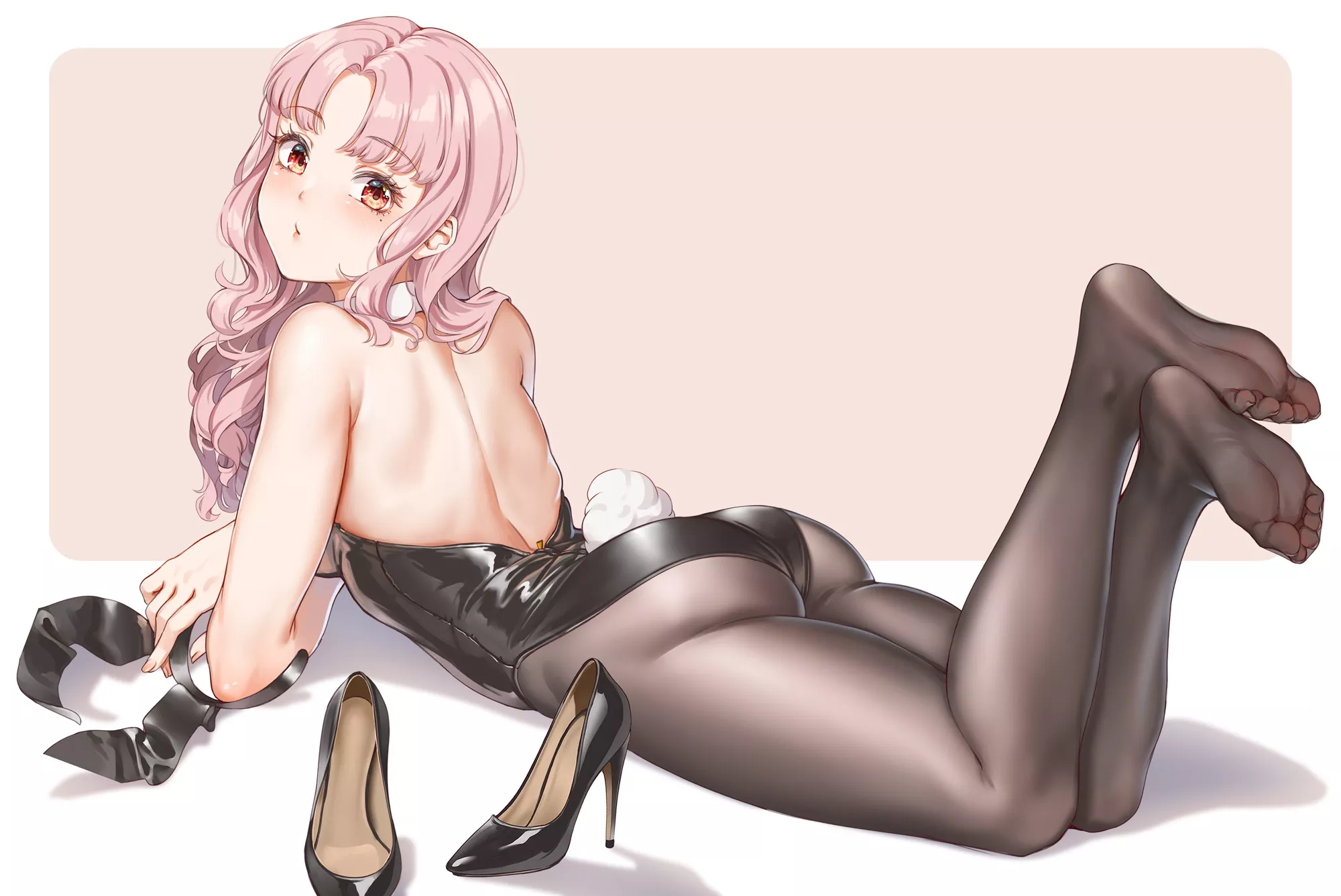 pink haired bunny girl