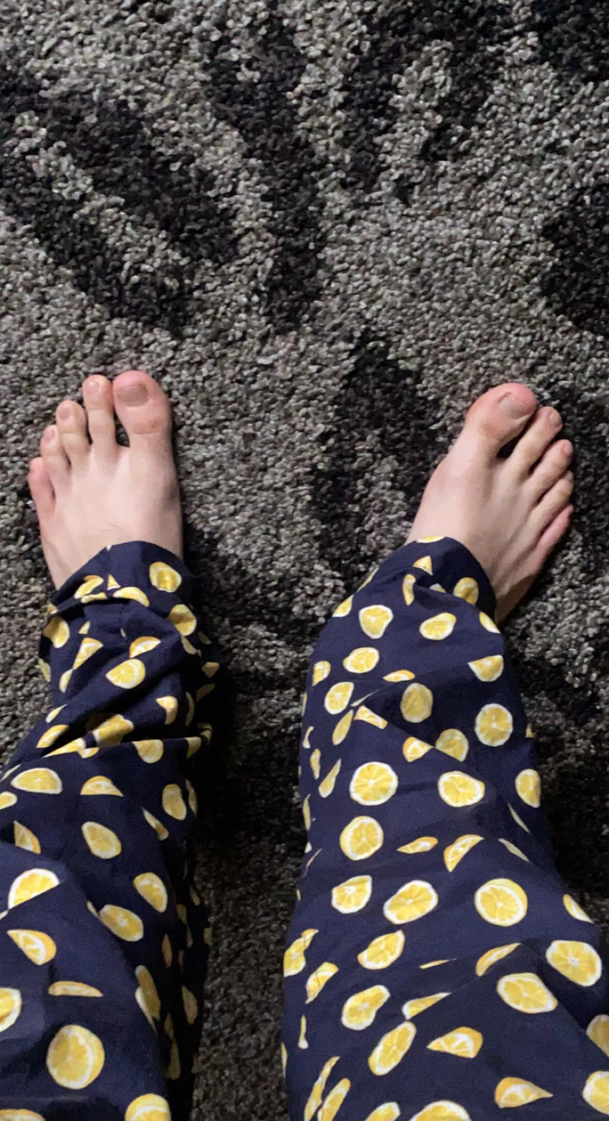 R my feet cute or hot 🙈?