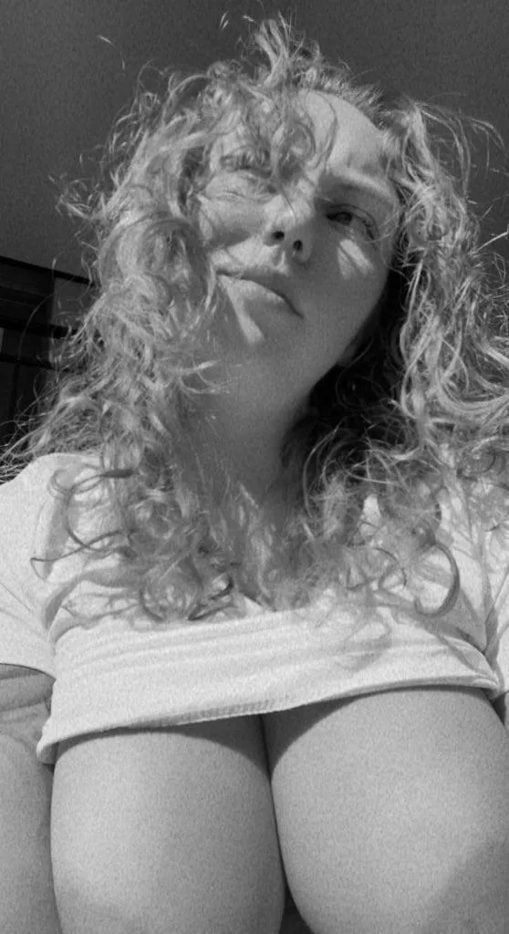 Tell me to flash you😇