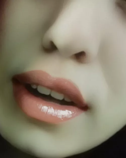 Very horny who can satisfy me??