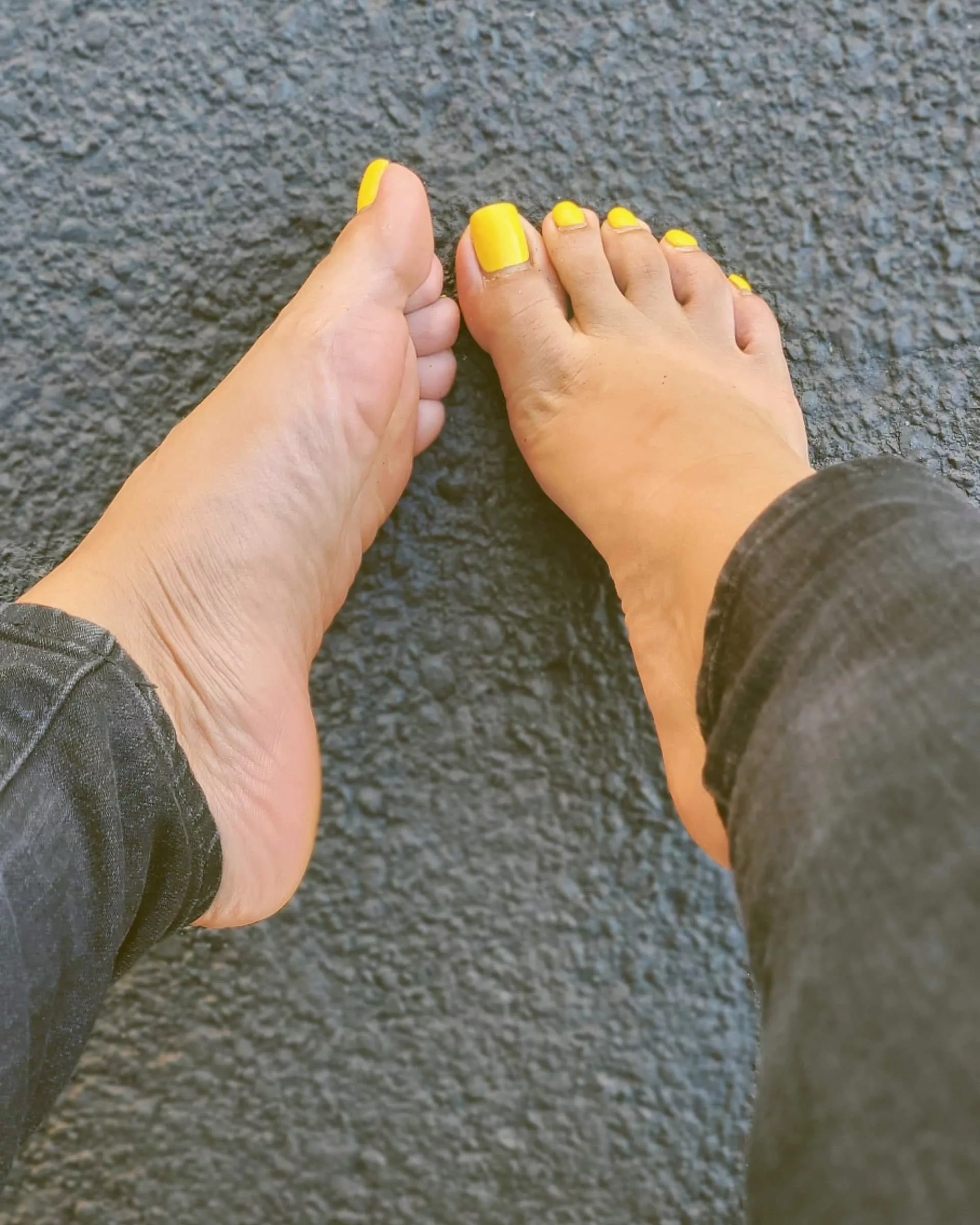 🍋 what do you think about this color on me