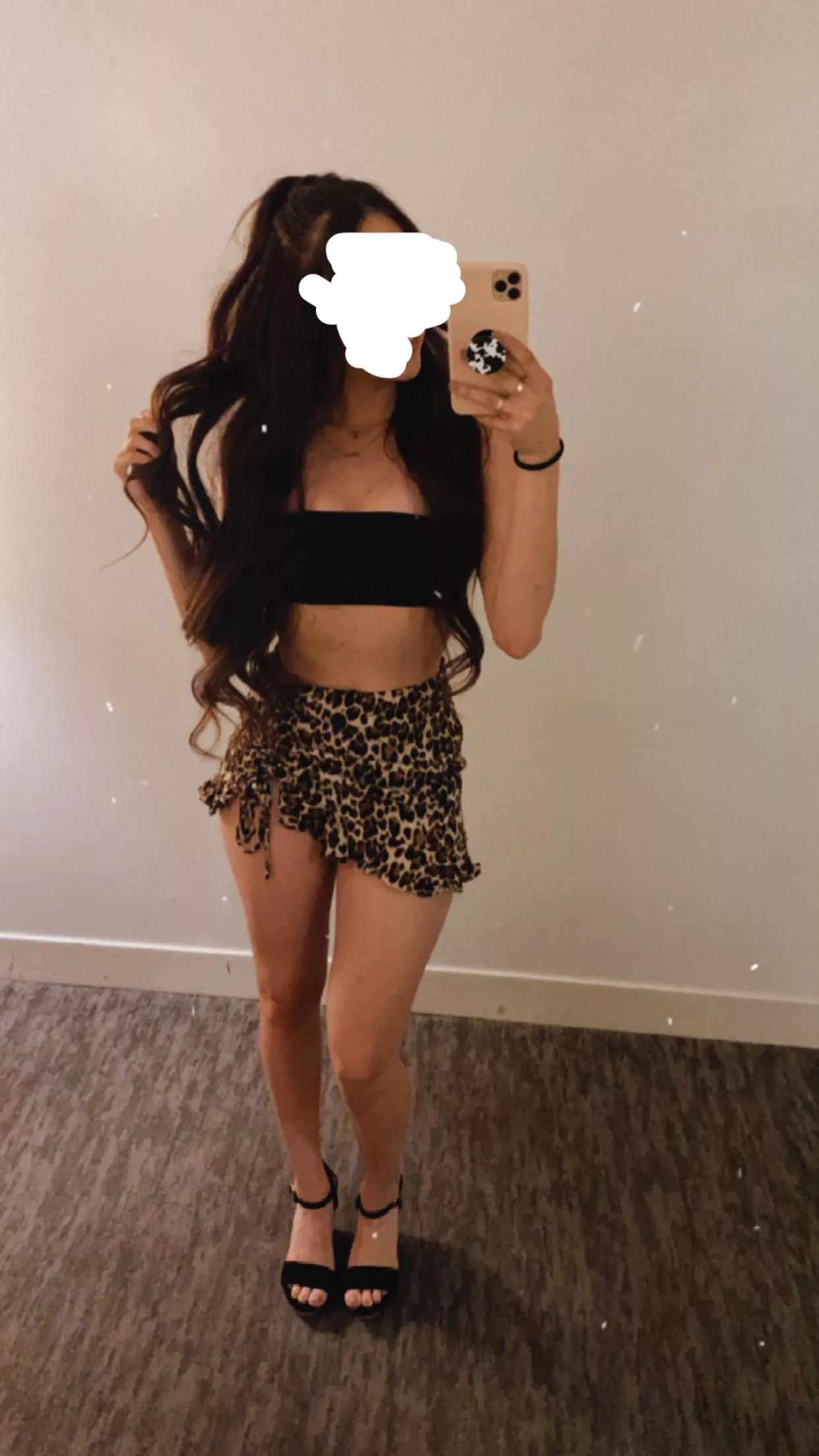 Wife said 35 upvotes and I get to post her nudes😍