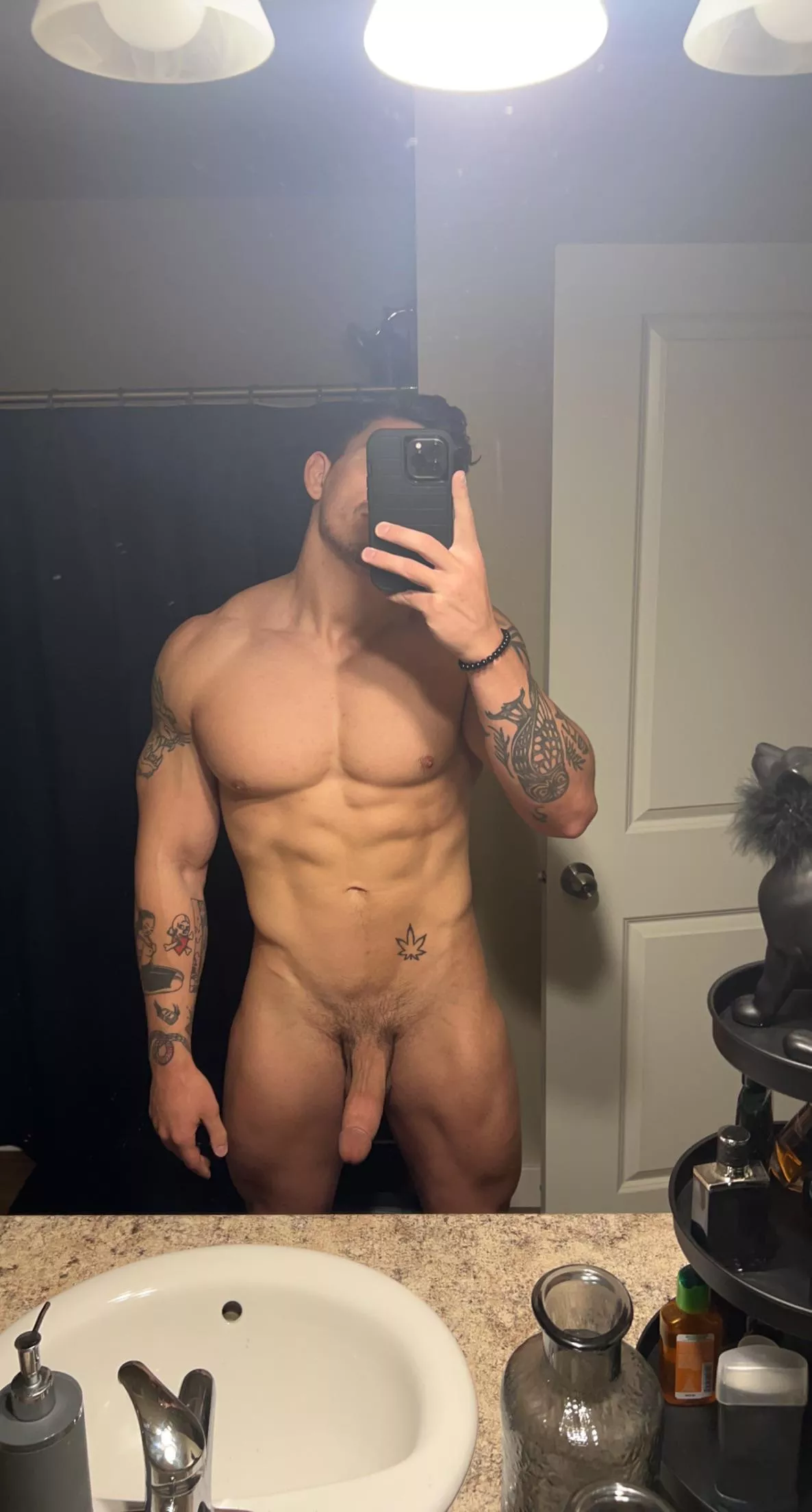 (27) Just a post pump selfie😈