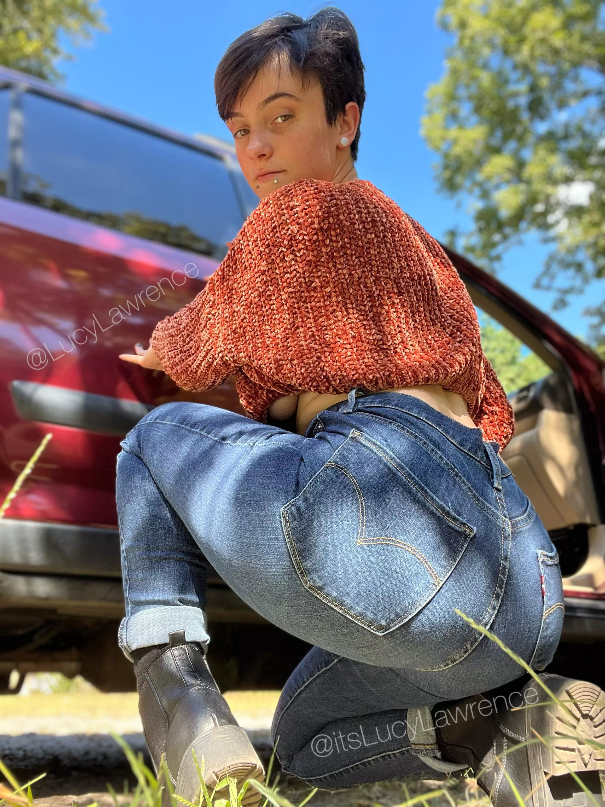 accidentally showing some skin 😖