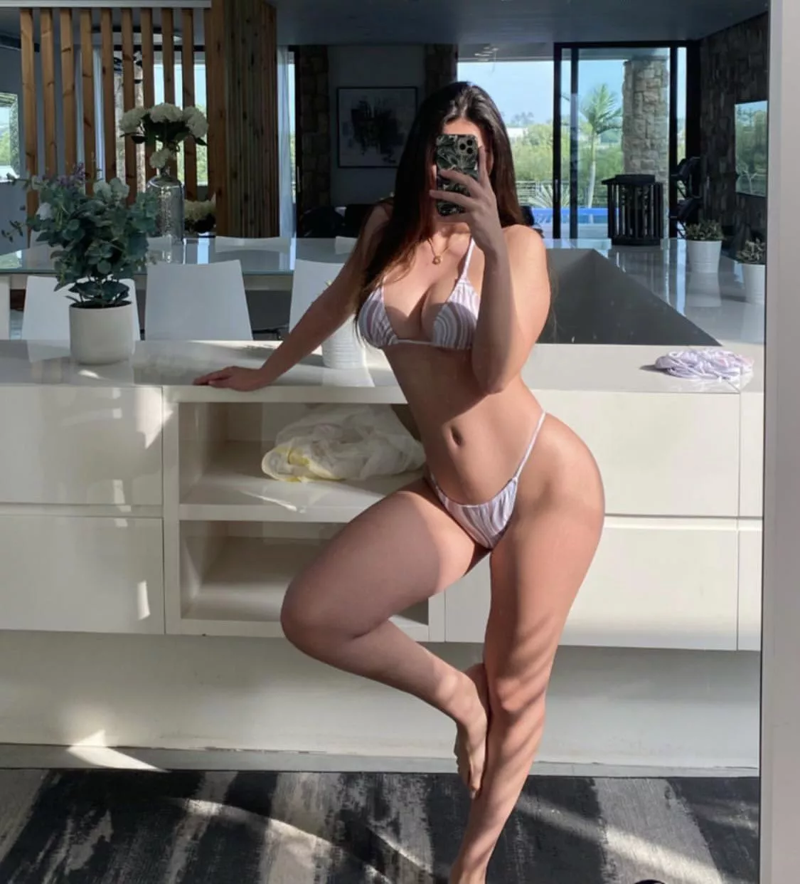 Any bbc daddy want to help me humiliate my bf by surprise