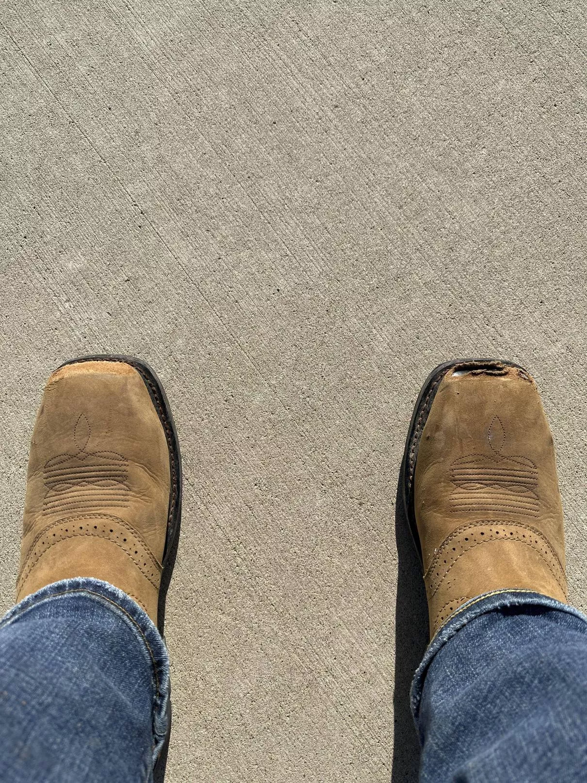 Basically brand new ariat steel toed work boots. Is this normal?