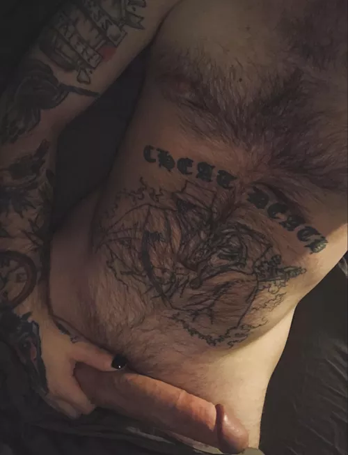 Bounce on this cock all morning 😏