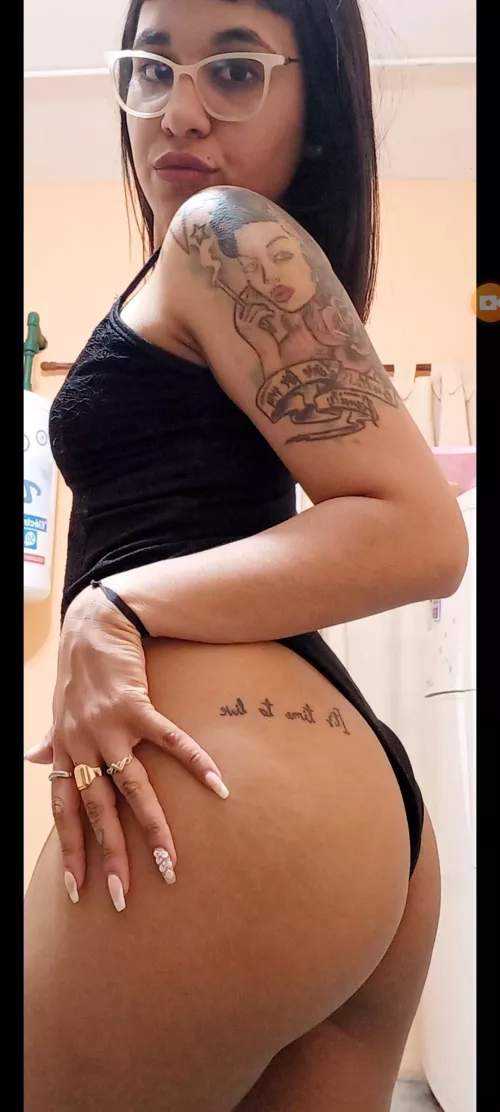 hot brunette wanting to have fun 🥵💋