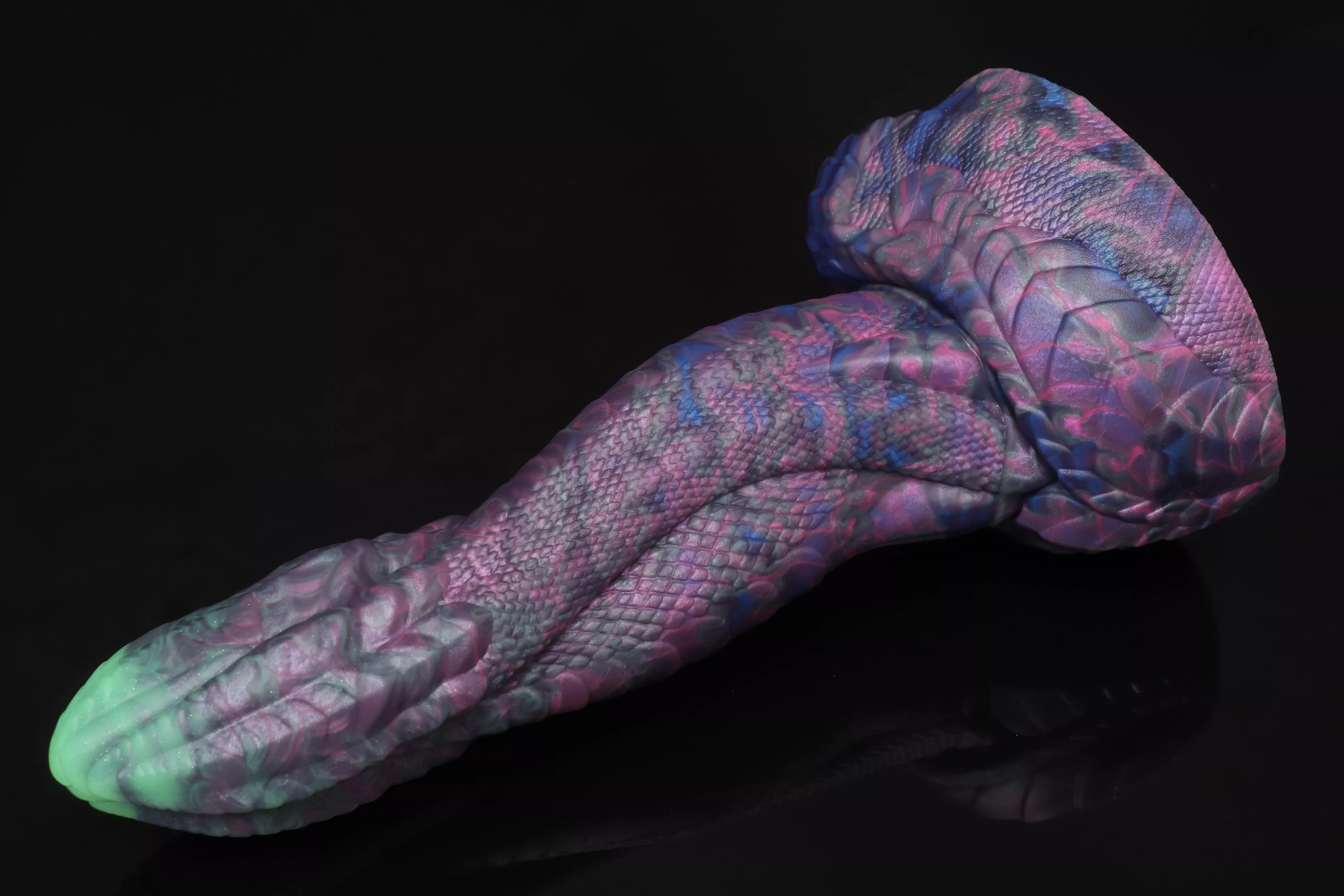 I wonder if this M/M Orochi glows. I guess I'll find out.