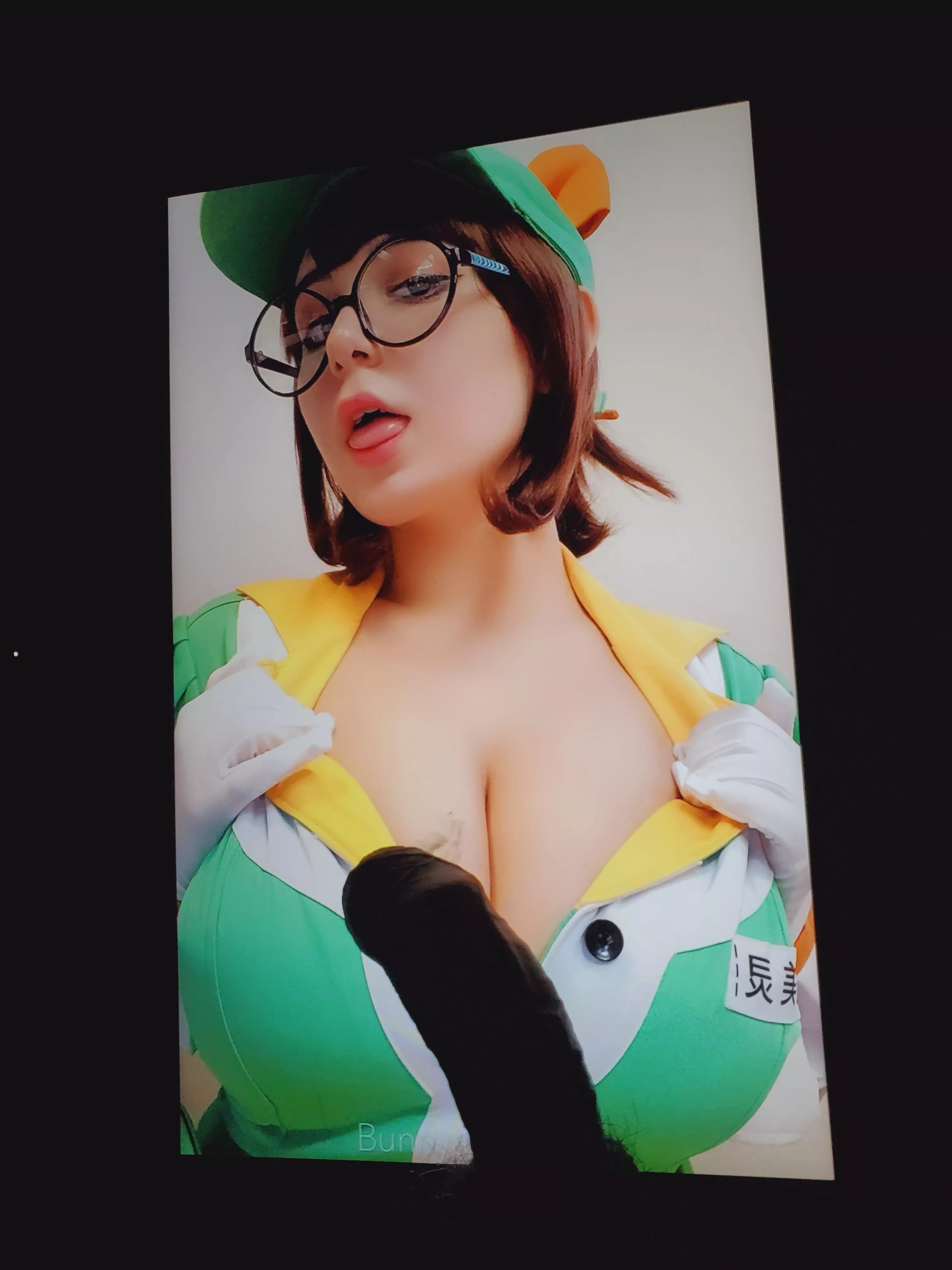 in the mood to trib some big tit cosplayers, dm me